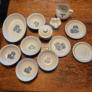 Pfaltzgraff Yorktowne Blue Floral Stoneware 14 Piece Assorted Serving Dining Set